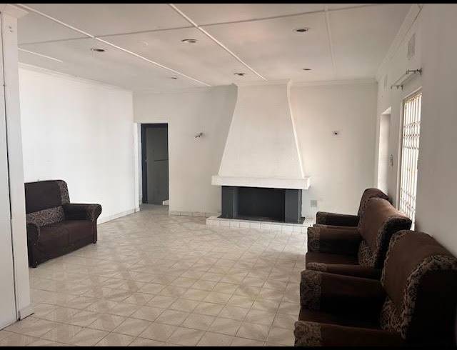 3 BEDROOM PROPERTY TO RENT IN OVERPORT